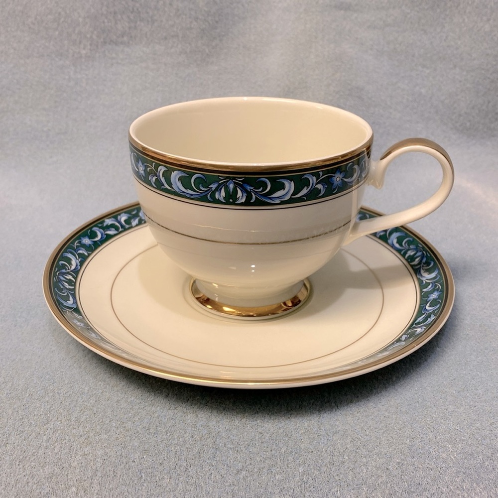 MIKASA AUBUSSON Footed Coffee Cup and Saucer